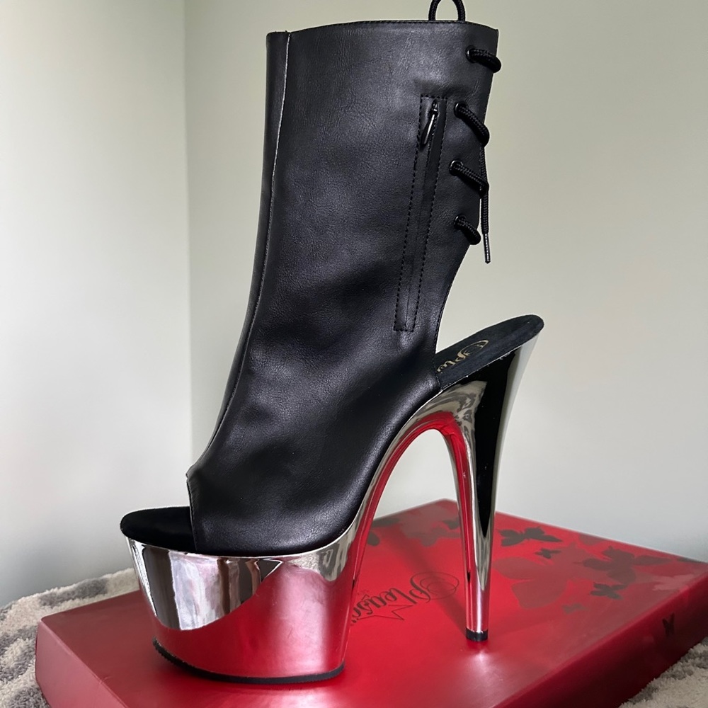 Pleaser size 10 open toe open heel black chrome new in box